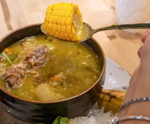 Sancocho: El Delicioso Tesoro de la Cocina Colombiana